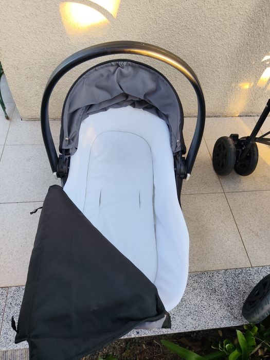 Conjunto de carrinho de bebé