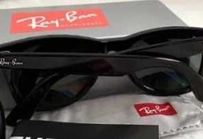 Black/Green Wayfarer Sunglasses Ray-Ban