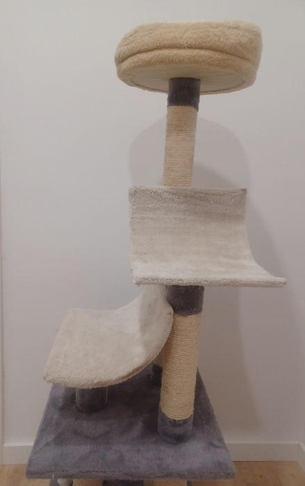 Arranhador para gatos varios pisos