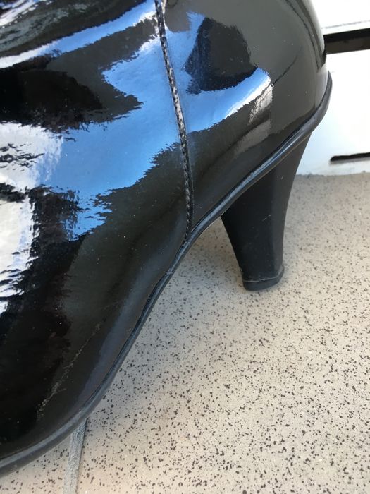 Сапоги Италия кожа лакированая и зимние