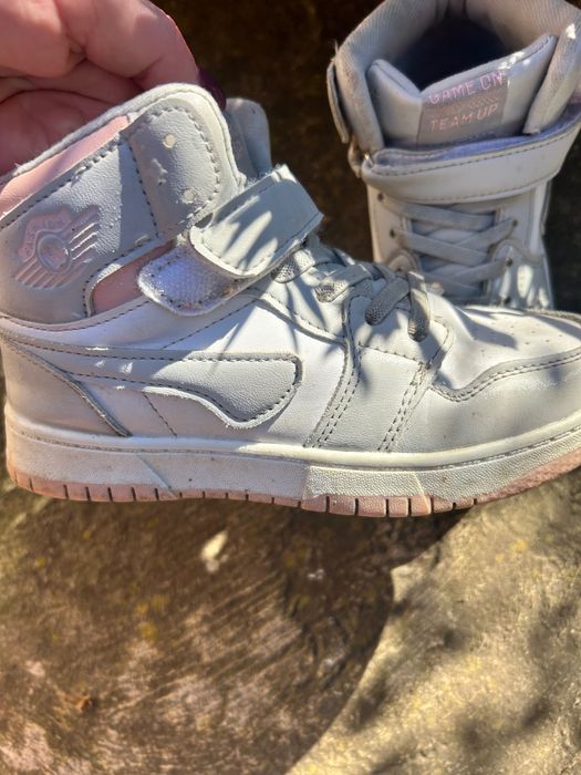 Демісезонне взуття для дівчинки