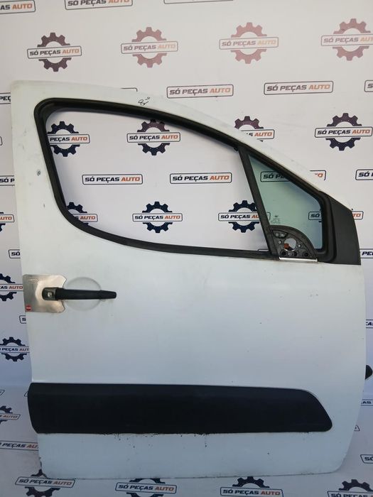 PORTA FRENTE DIREITA BRANCO PEUGEOT PARTNER 1.6E-HDI P9 ANO: 2013