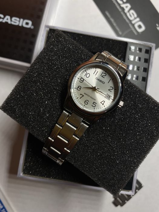 Годинник Casio LTP- VOO2D-7B