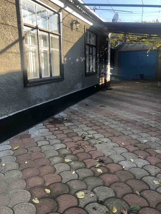 Продам будинок у центрі