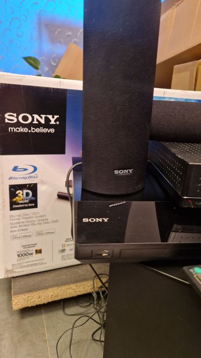 Kino domowe odtwarzacz Blu-ray/amplituner i 5 kolumn Sony BDV-E780W