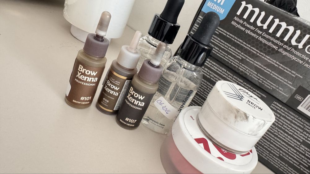 Zestaw henna pudrowa 3 odcienie, scrub do brwi, biała pasta