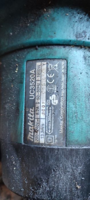 Piła łańcuchowa elektryczna Makita