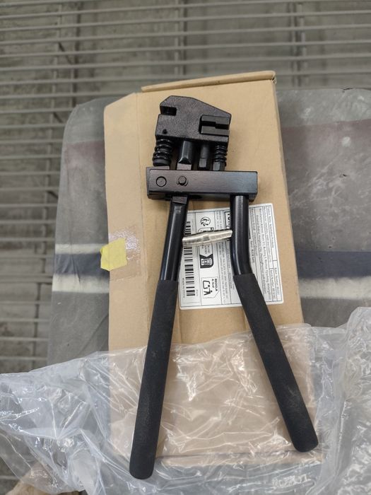 Ручний дирокол для зварювальника