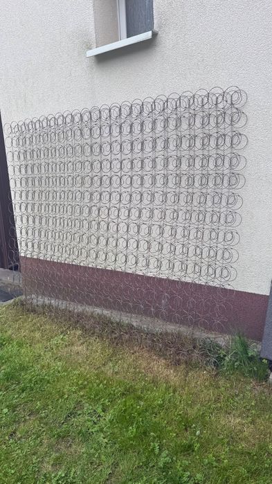 Siatka metalowa od materaca