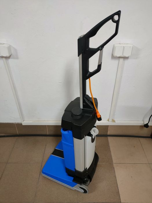 Automat czyszczenie podłóg mycie szorowanie Nilfisk Scrubtec