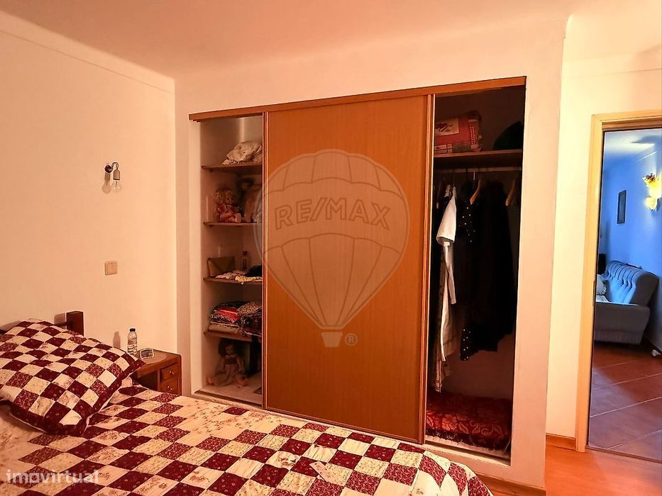 Moradia T4 para venda