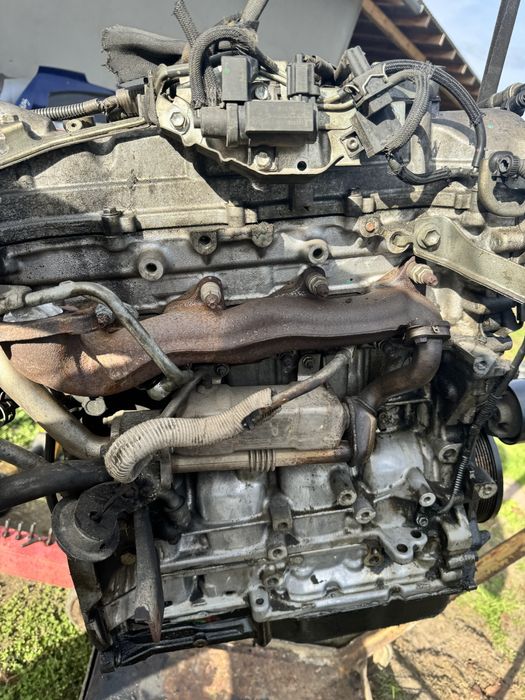 Двигун toyota avensis T25 2.2D d4d мотор авенсис т25 2.2д двигатиль