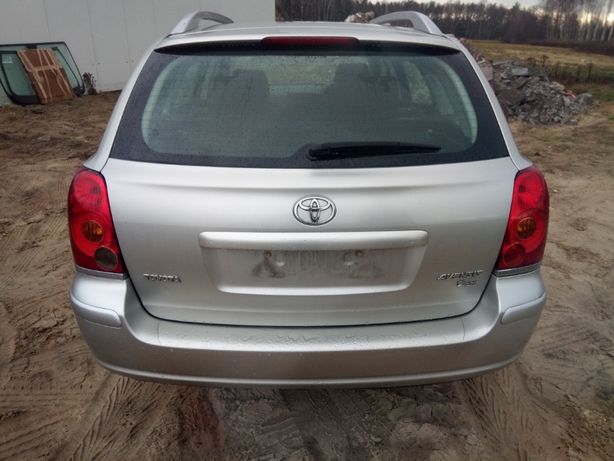 Toyota Avensis t25 błotnik przedni lewy 1c0 Radzymin • OLX.pl