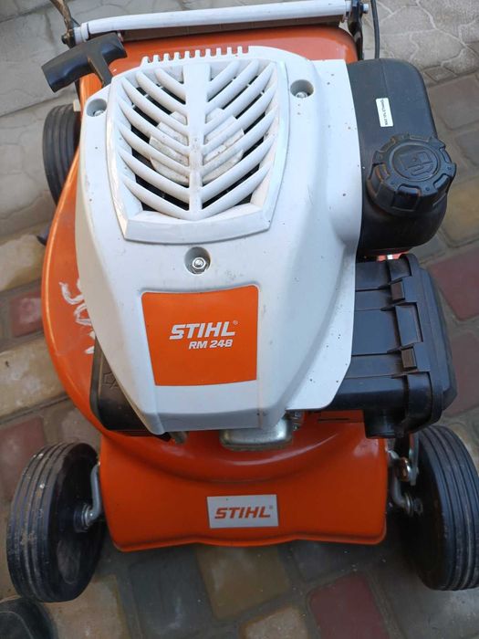 Бензиновая газонокосилка STIHL RM 248