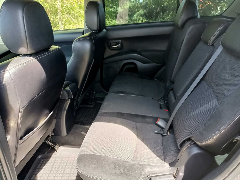 Peugeot 4007 2.2HDi 156km 08r 4x4 7 Os