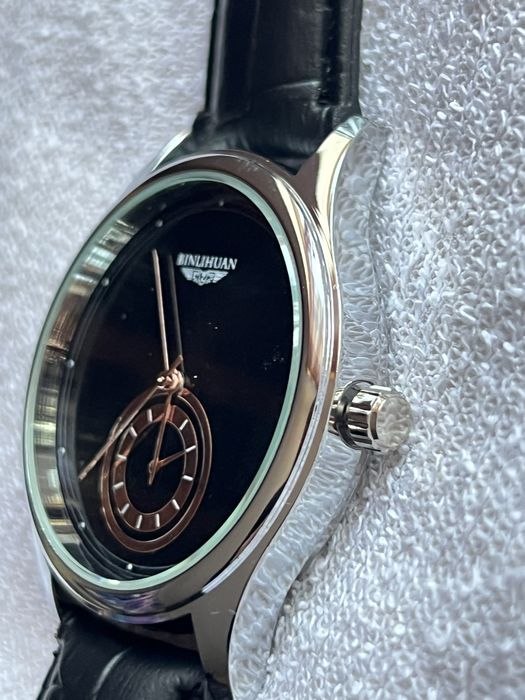 Piekny zegarek meski