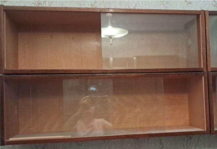Книжкові полички