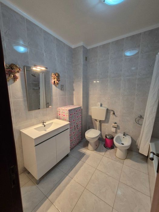 Quartos e suite para arrendar