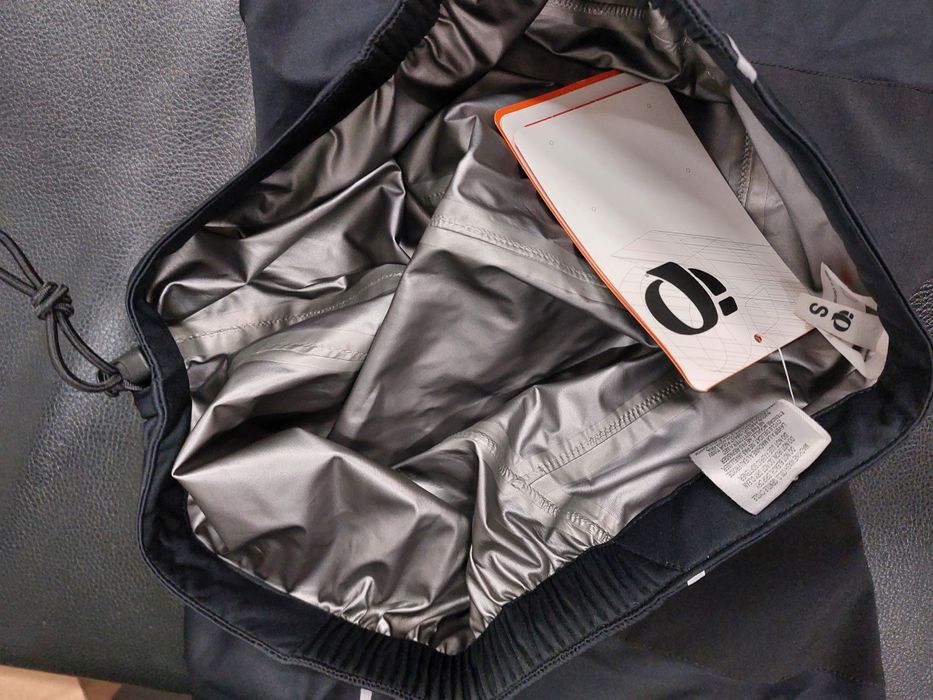 Szorty enduro, Pearl Izumi