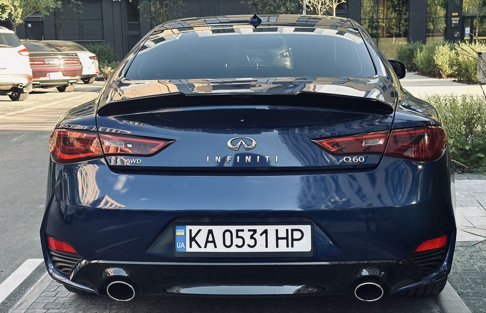 INFINITI Q60 AWD 2018 року