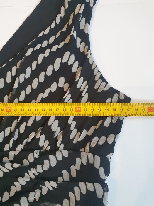 Czarna sukienka w kropki Lindex roz.42