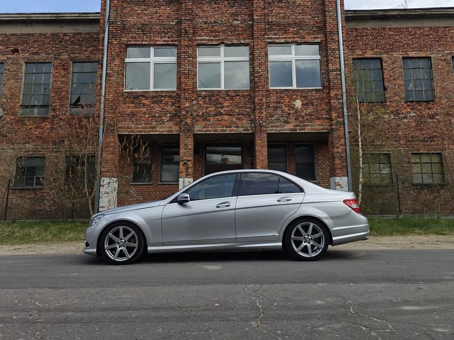 Mercedes-Benz Klasa C MERCEDES-BENZ W204 C300 4Matic 2010r.