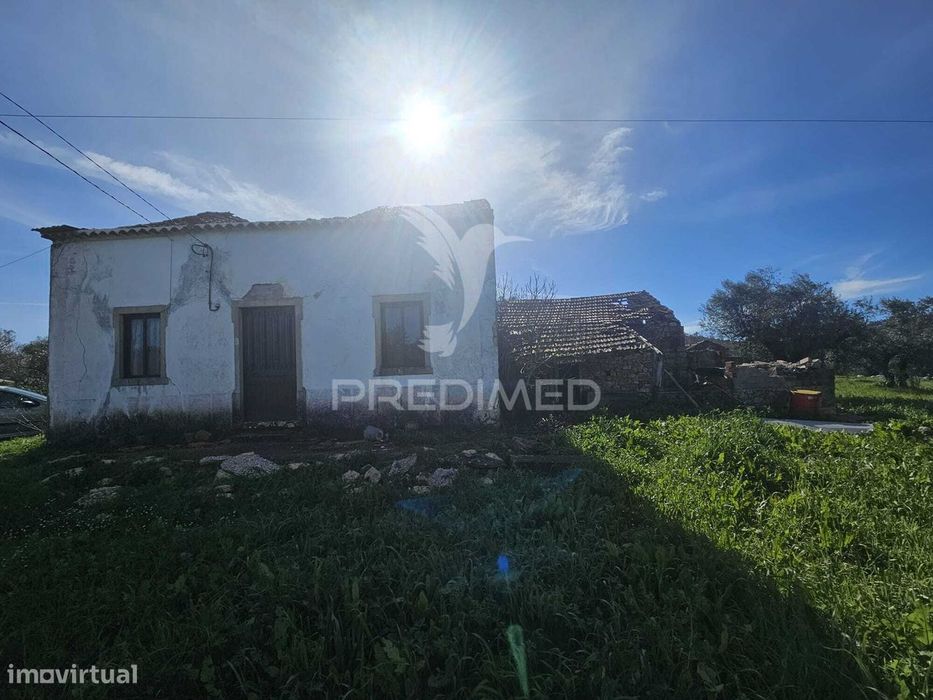 Moradia para restaurar