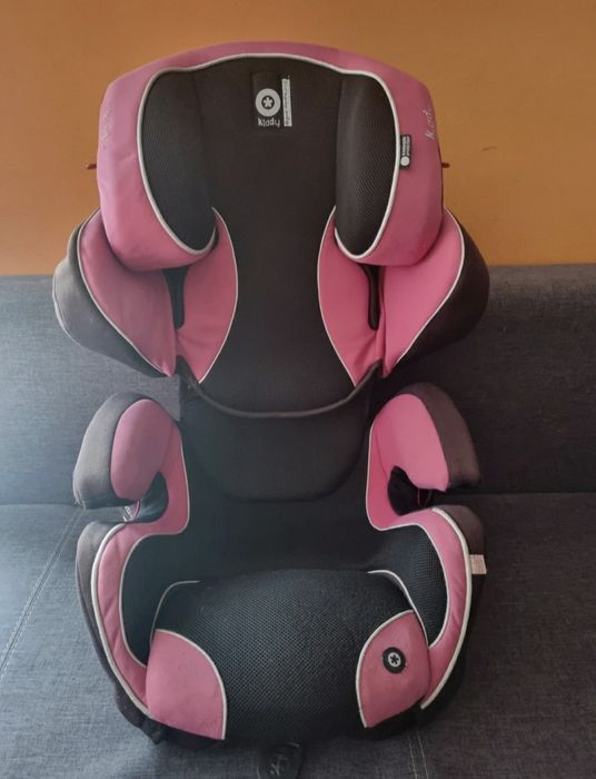 Fotelik samochodowy IsoFix 15-36 kg różowy Kiddy czarny