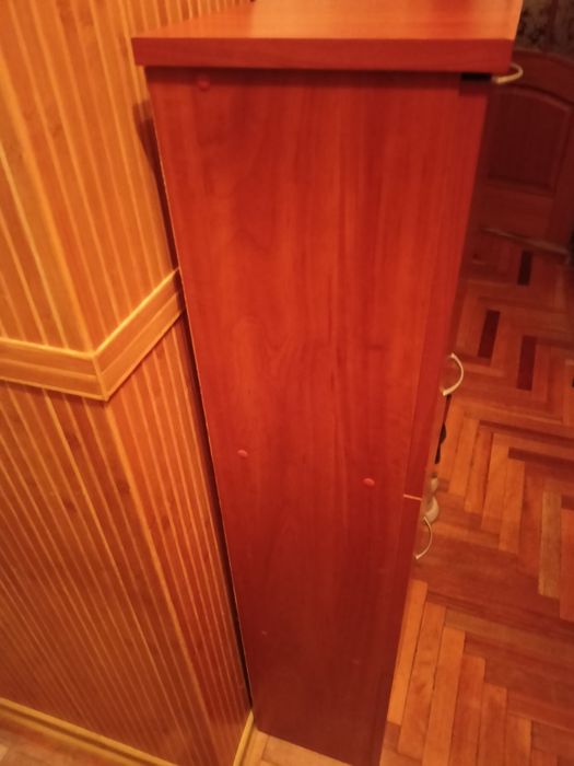 Тумбочка під взуття