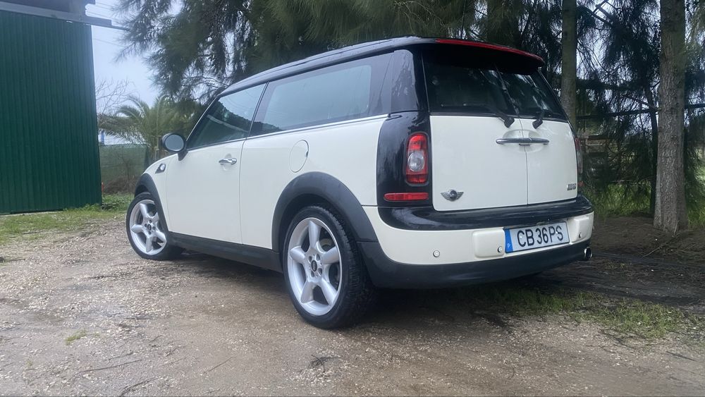 Mini Cooper bem estimado436726409745541122