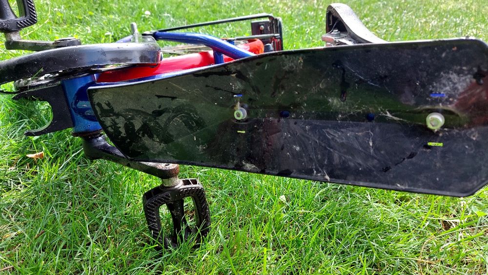 Przyczepka do nauki jazdy na rowerze