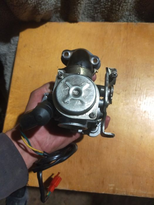Розборка.  Карбюратор 4т скутера 50-80 сс.  139qmb. Запчастини .