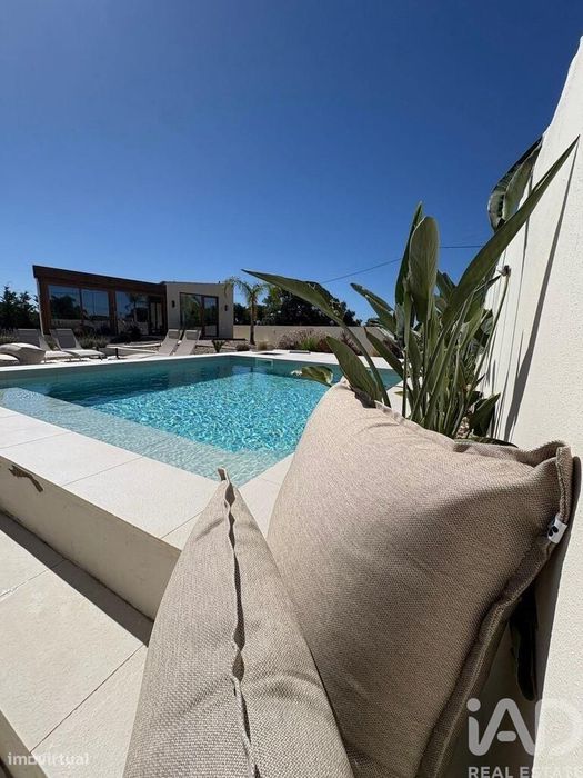 Casa / Villa T4 em Lagoa e Carvoeiro