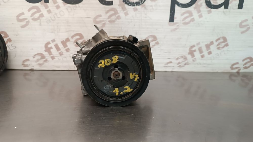 Compressor Ar Condicionado PEUGEOT 208 I 1.2 VTI 82 (60 kW / 82 cv) [03.2012 - 12.2019] 1.2 VTI 82 (60 kW / 82 cv) [03.2012 - 12.2019] - 9675655880 1.