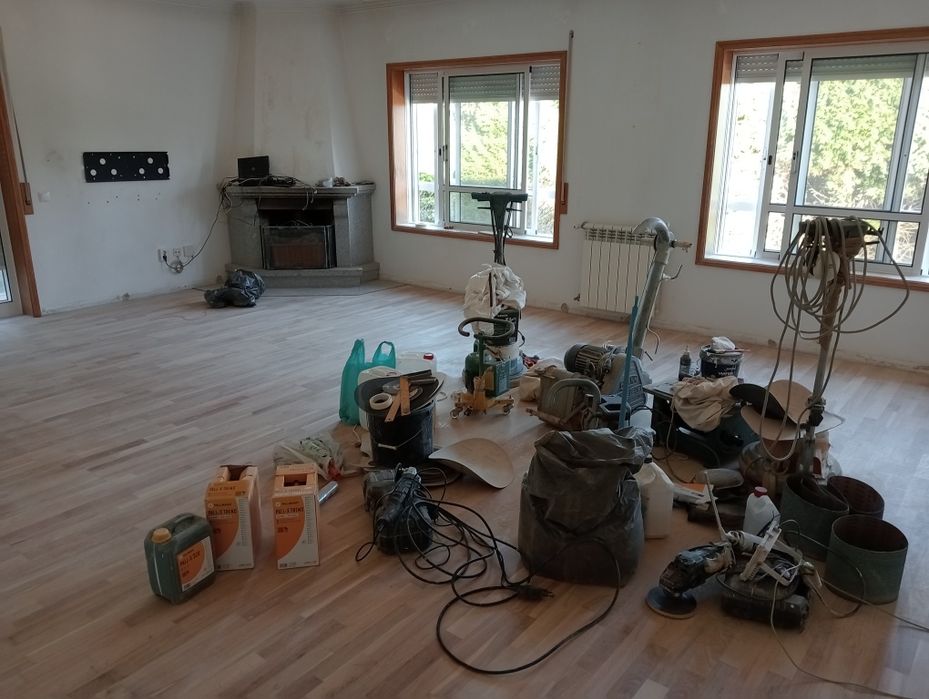 Serviço Taqueiro ( Pavimento de madeira)