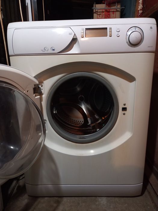 Пральна машина "Ariston 129"