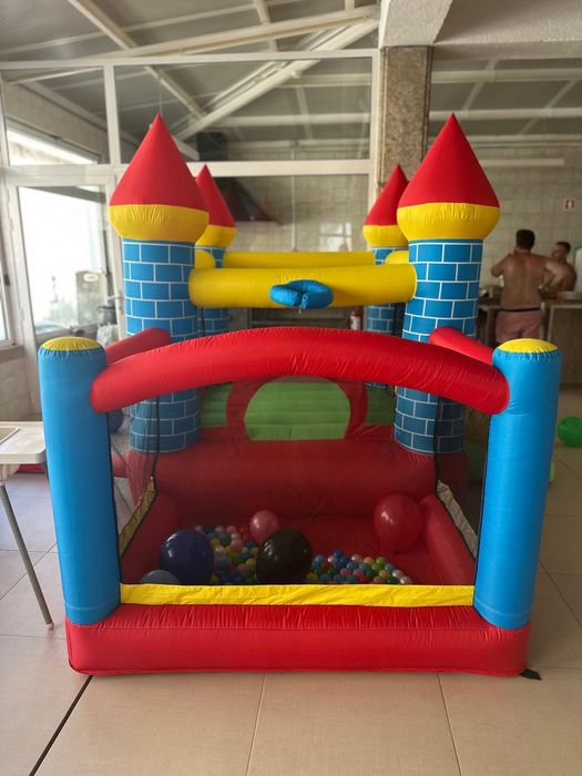 Aluguer de Insuflável