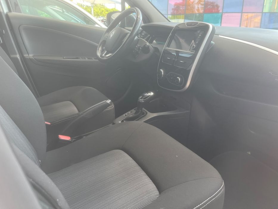 Renault Zoe ZE40 40kWh | Bateria Própria | GPS | Câmara | 2017