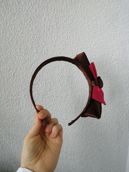 Bandolete com laço artesanal