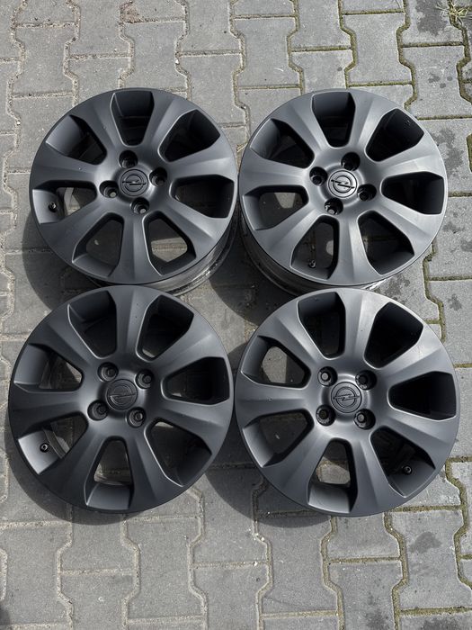 Felgi aluminiowe 15 cali 5,5 J 4x100 Opel Agila