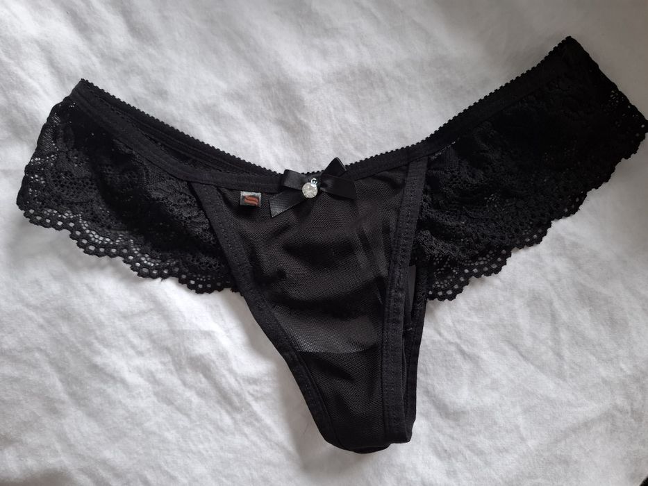 Nowe czarne Stringi majtki obsessive S