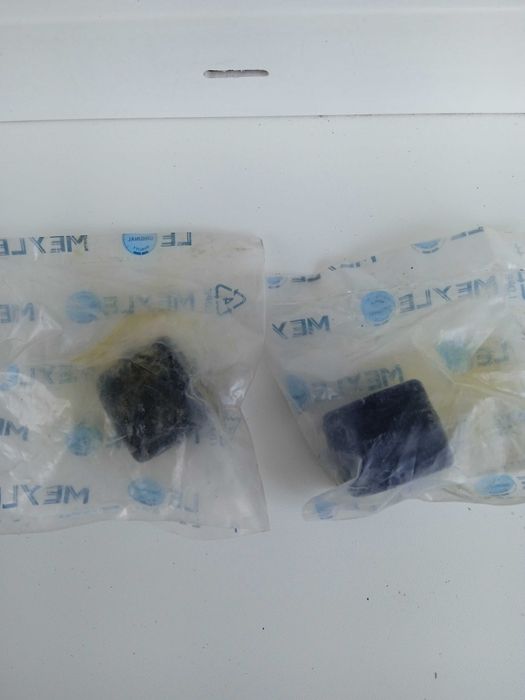 Втулки стабілізатора VW T4