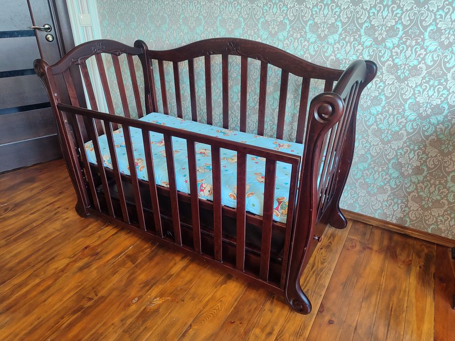 Дитяче ліжко (кроватка, люлька)  "Трія" натуральне дерево