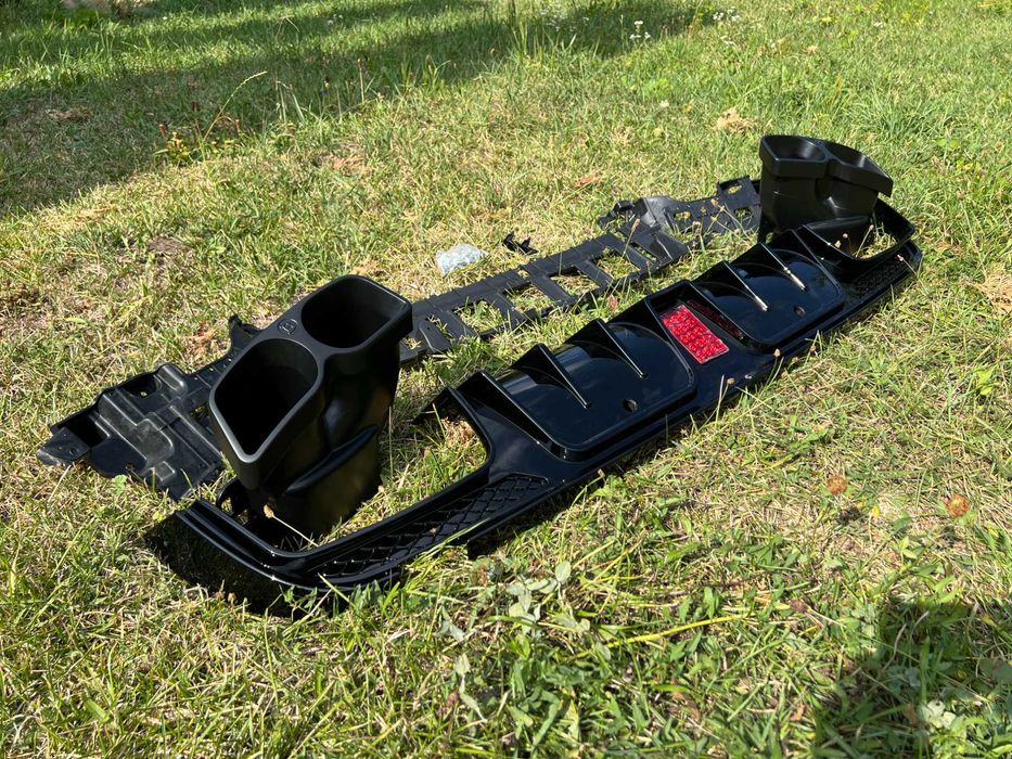 дифузор w205 205 Mercedes W205 14-18 стиль Brabus c63 диффузор