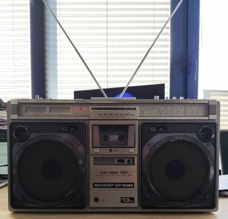 Ghettoblaster Sharp GF 9494