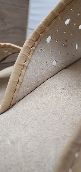 Kapcie laczki 38 pantofle skórzane beżowe miękkie 37,39 40