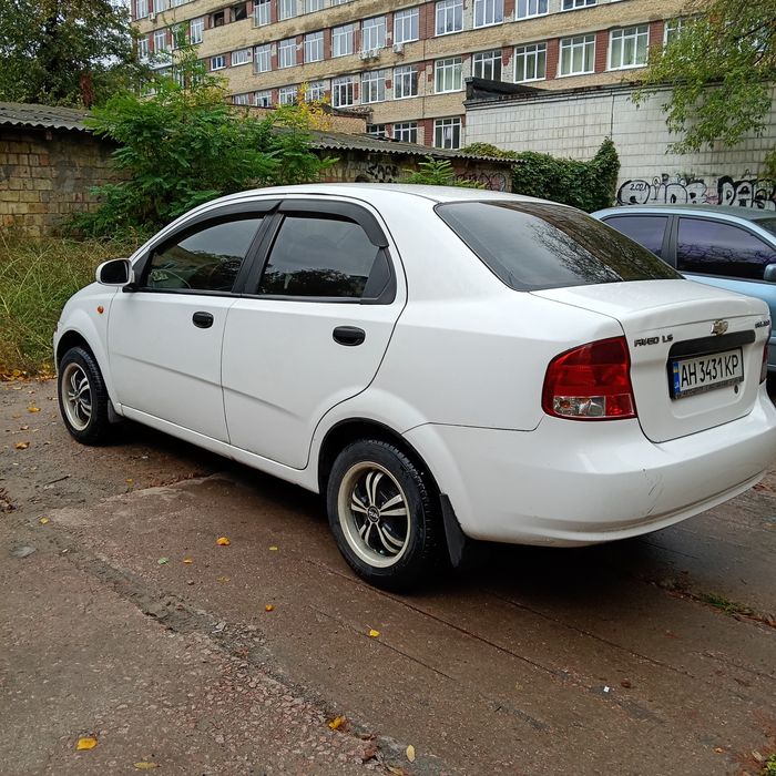 Продам Шевроле Авео 2005,(АН3431КР) бензін седан бу в Києві,ціна 2200$