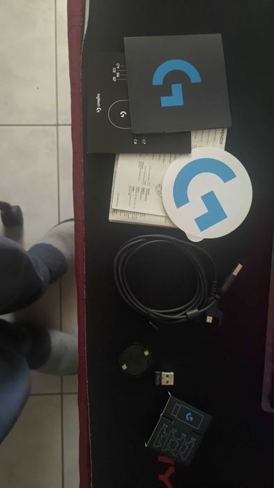 Logitech g pro wireless 1 versão(lado esquerdo falha algumas vezes)