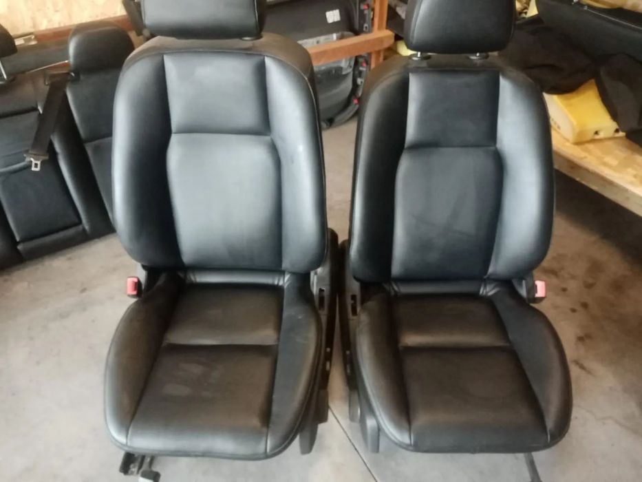 Interior Mercedes-Benz W204 2009 carrnha