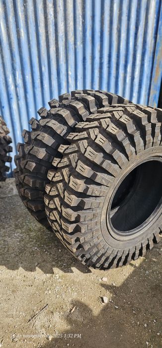 Maxxis trepador 37x12.5x17